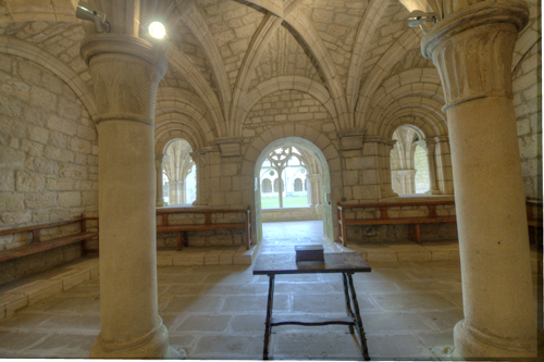 Sala capitular vista desde el fondo monasterio de Irantzu